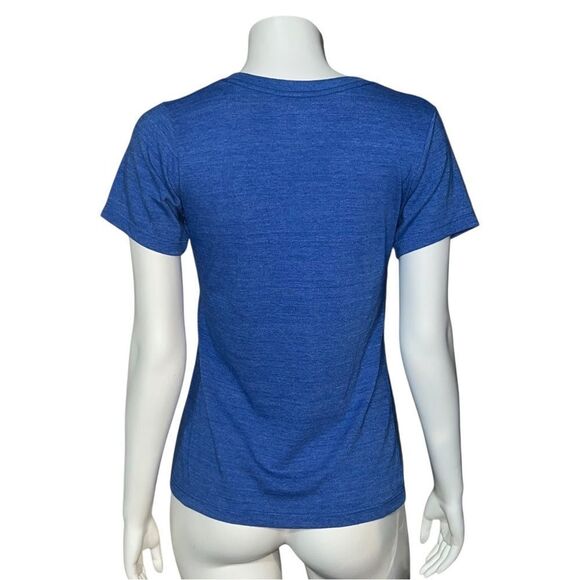 Soft As a Grape Women's Chicago Cubs V-Neck T-Shirt Blue MLB Medium EUC - Picture 2 of 5